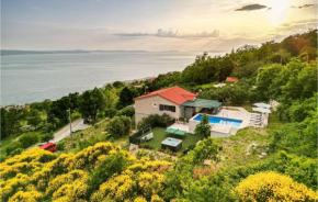 Pet Friendly Home In Omis